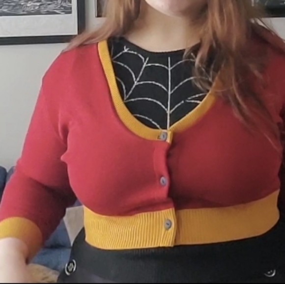 Retired Elhoffer Design House Cropped Cardigan In Solid Red With Yellow Accent - Picture 5 of 7